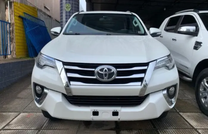 Hilux Sw4 2.7 2017 Alternador Lanterna Farol Capo Motor Porta Retrovisor Airbag Sucata