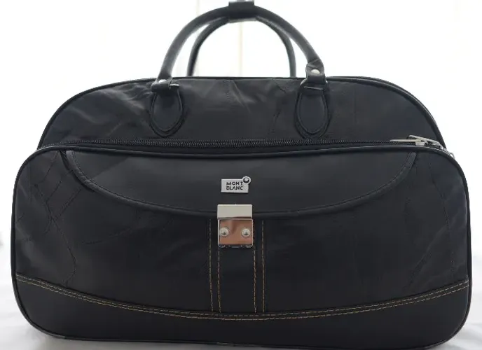 Mala / Sacola de Viagem tipo MontBlanc em couro sintético, sem uso