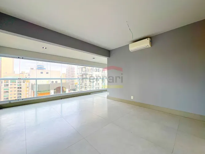 Apartamento de 121m² com 2 suítes, mobiliado, andar alto, no Amplify Moema, próximo ao met