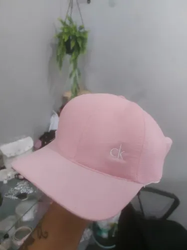 Boné CK rosa - Novo