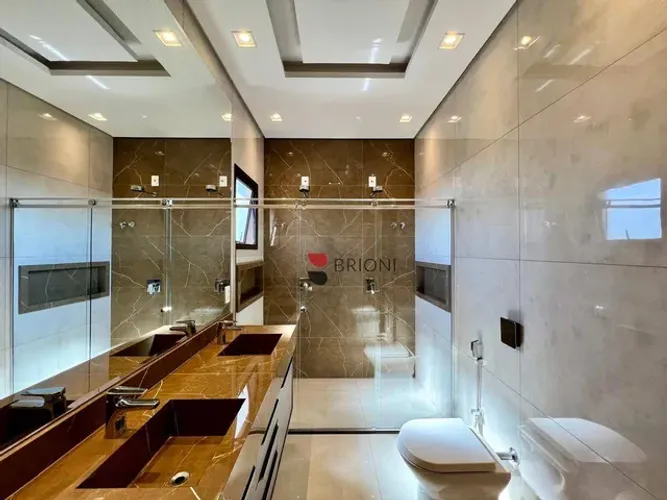 Casa com 3 dormitórios à venda, 300 m² por R$ 2.650.000,00 - Residencial Alto do Castelo -