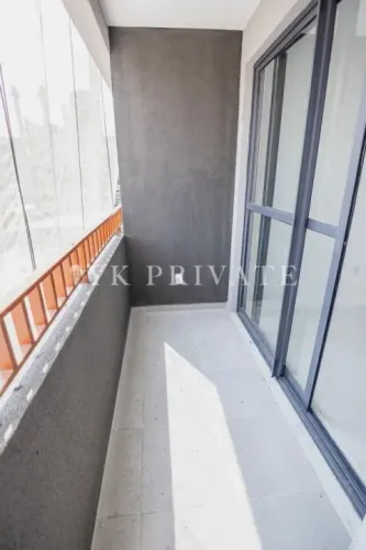 Studio/ Do It Faria Lima/ 1 Studio com varanda / Lazer clube !