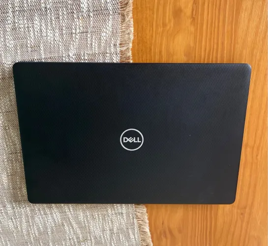 Notebook Dell i5 15 Polegadas - 16GB - 1TB (ACEITO Trocas por Drone )