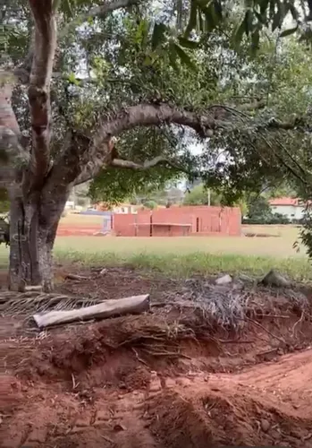 Terreno 450 m2 - aceita carro e moto