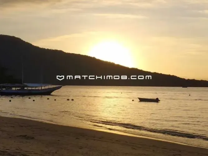 Casa pé na areia à venda na Ilha Grande - Angra dos Reis