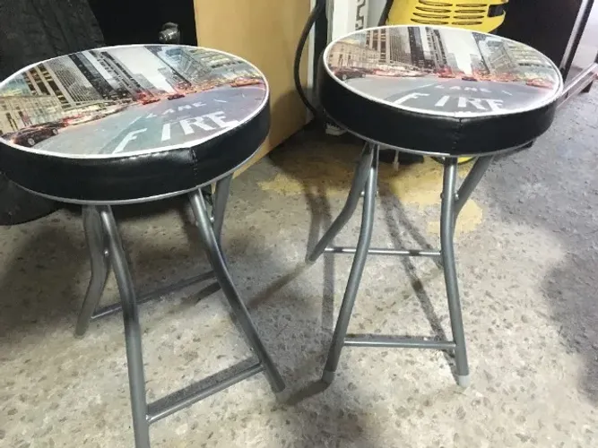 Banquetas Dobráveis Novas
