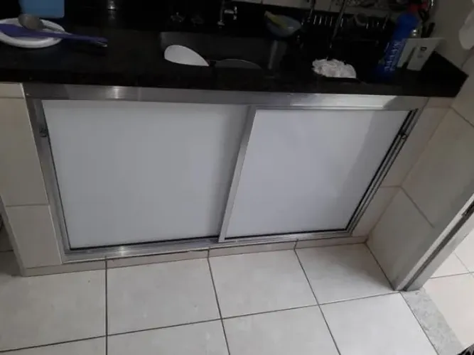 Armário para Pia em Acrílico