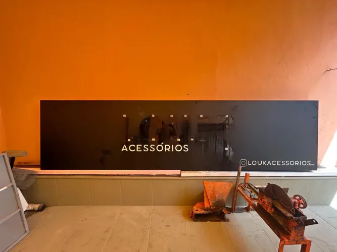 Grande placa comercial em ACM (material de alumínio composto) 