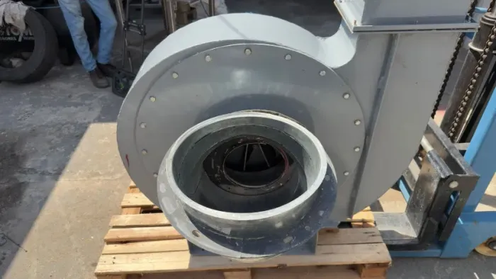 EXAUSTOR TRIFASICO 660/440/380/220V 40CV 90M3