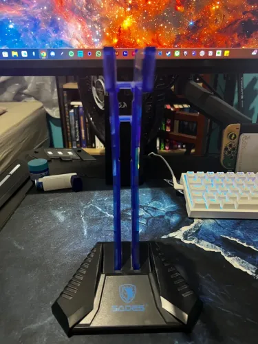 Suporte de Headset Gamer SADES (LEIA)