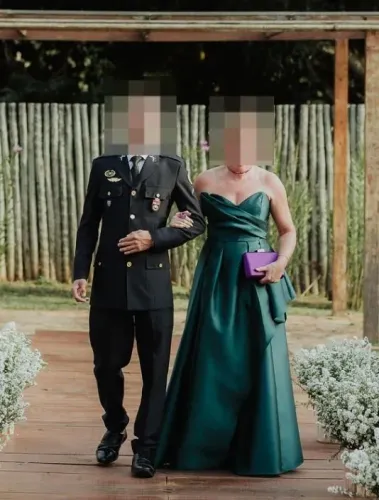 VESTIDO DE FESTA - USADO 01 VEZ