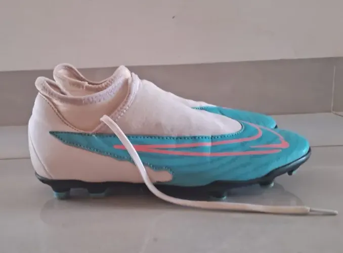 Chuteira Campo Nike Phantom Gx Club DF FG/MG Masculina Branca+Azul 38/39 