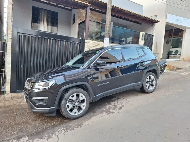 Jeep 2.0 automatico ano 2019  flex 