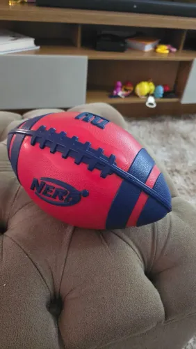 Bola de Futebol Americano Nerf