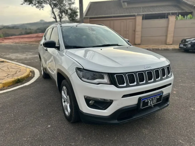 Jeep Compass Sport 2.0 4X2 Flex 16V Aut. 2018