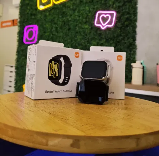 Relógio Inteligente Redmi Watch 5 Active Prata Fosco e Preto