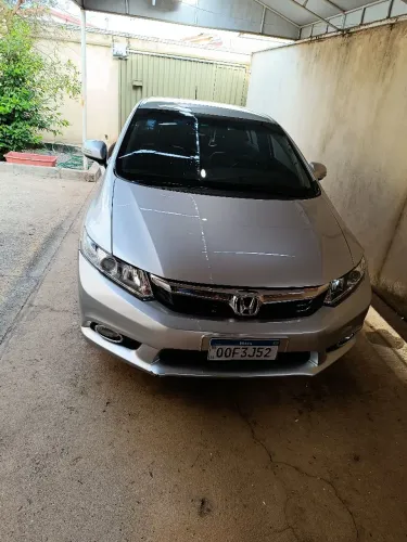 Honda Civic Sedan LXR 2.0 Flexone 16V Aut. 4P 2014