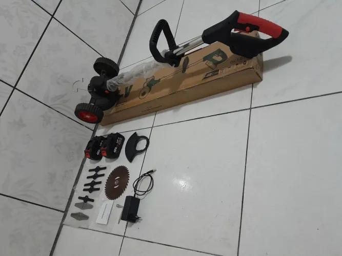 Aparador de Grama portátil + 2 baterias 48w_180w