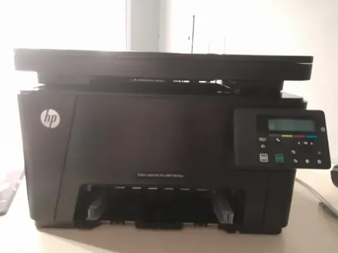 impressora multifuncional Hp laser color m176n