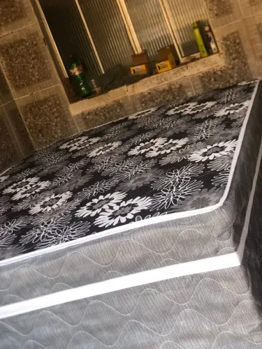 Cama box casal de fábrica