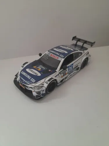 Miniatura BMW DTM 2017 1/36