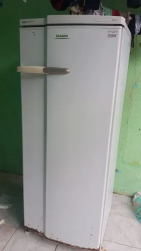 Vendo geladeira 