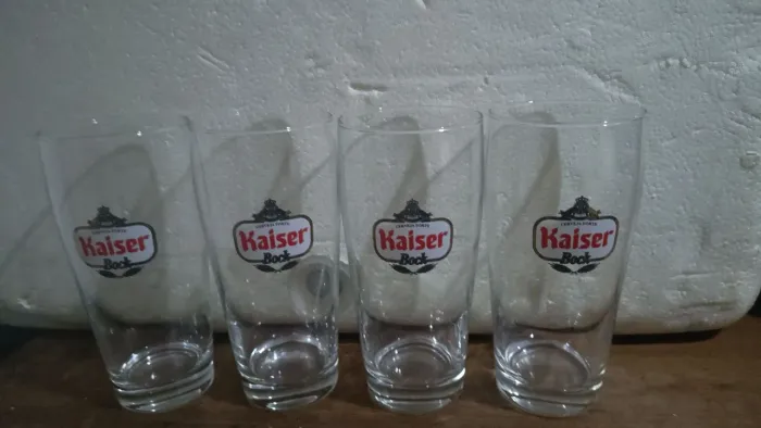 Tulipas de vidro Kaiser anos 80, quatro unidades