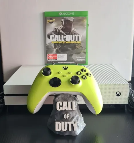 XBOX ONE S 1TB+CONTROLE+ 1 JOGO (SEMI-NOVO) C/ GARANTIA_SOMOS LOJA EM CAXIAS 