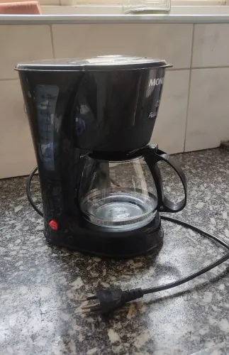 Cafeteira elétrica Mondial Pratic 20