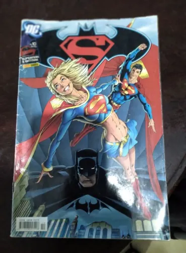 Superman e Batman - 2006 No. 10 (Panini) - (1/56) volumes.