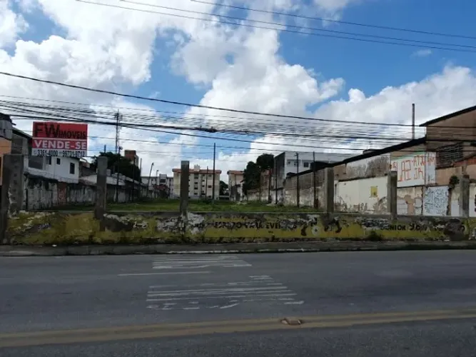 Vendo-Terreno no montese