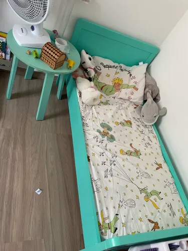 Berço/mini cama em madeira