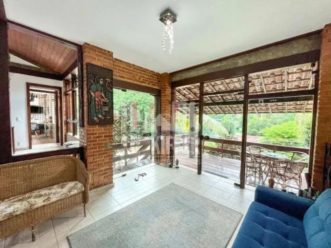 Casa com 4 dormitórios à venda, 378 m² por R$ 1.395.000,00 - Itaipu - Niterói/RJ