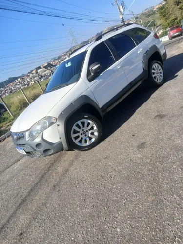Fiat Palio Weekend Adventure Locker 1.8 Flex 2018
