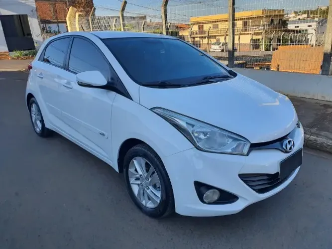 Hyundai HB20 Premium 1.6 Flex 16V Mec. 2014