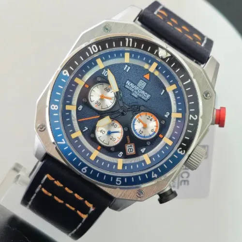 Relógio Naviforce NF8057 3ATM - À Prova D'água Militar Prateado