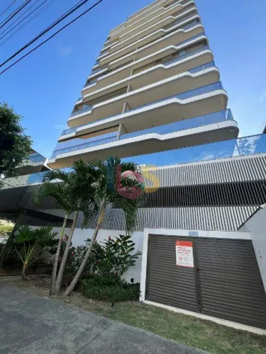 Apartamento com 3 Suites e Varanda na Cidade Nova