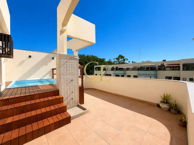 Cobertura com 143 m² na Araguaia  Freguesia Jpa  03 quartos (02 suítes)  piscina e churras
