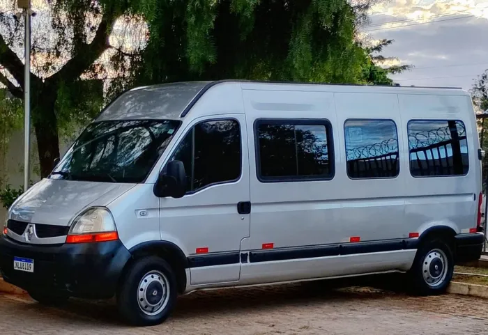Renault Master 2.5 DCI Executivo 115cv 16L Dies 2011