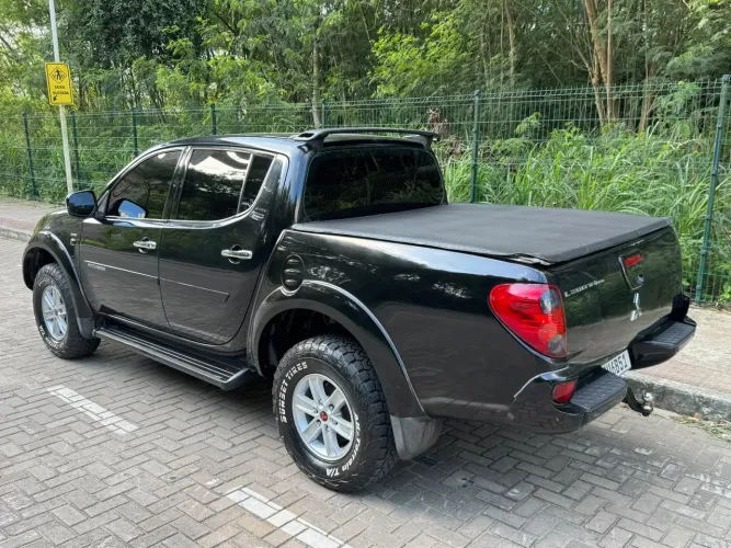 Mitsubishi L200 Triton HPE 3.2 CD TB Int.diesel AUT 2010