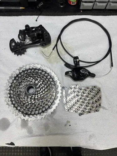 Grupo Sram 12V