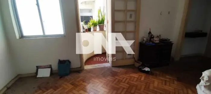 Apartamento : / Residencial / Leme