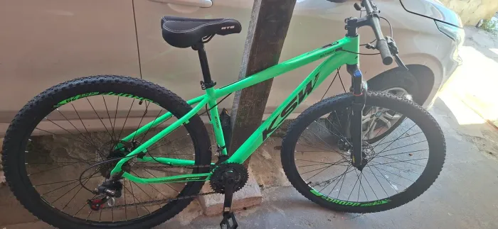 Vendo bike aro 29 tamanho 17,zerada .Aproveite a oferta 850 no cartão