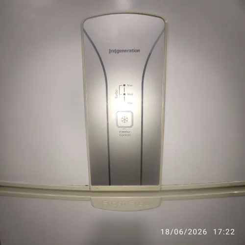 Geladeira Panasonic