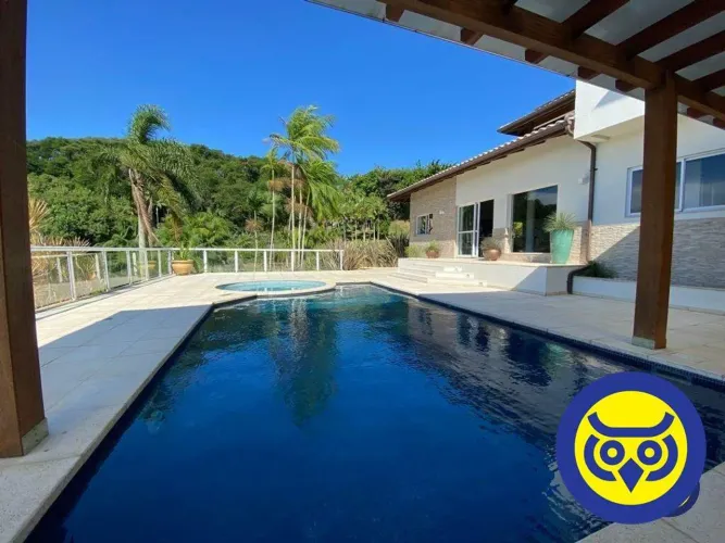 Casa em Condomínio em São José