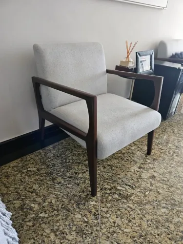 Cadeiras da loja Apolo móveis