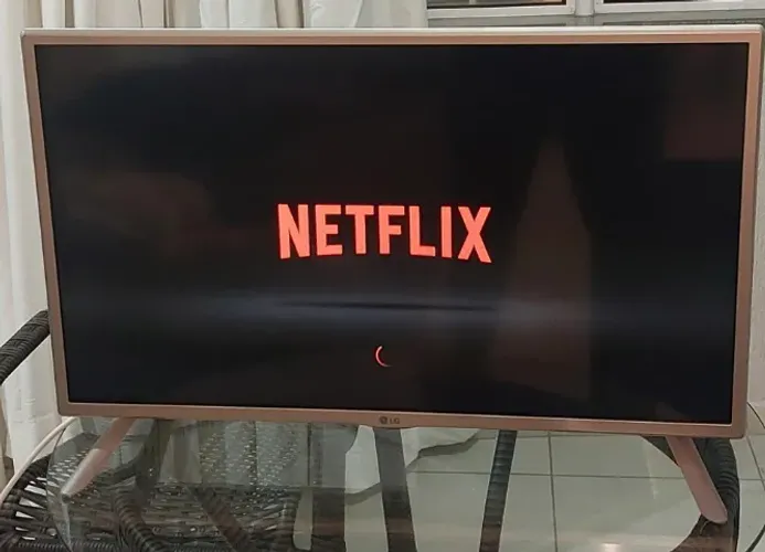 TV Smart LG 32 polegadas