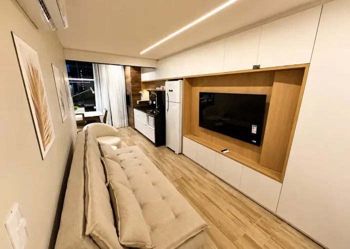 Seu Filho a Pé da FAE e Santa Casa | Apartamento Completo com Garagem