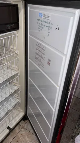 Freezer Vertical Modelo Consul 280 litros 110v