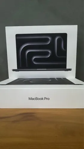 MacBook Pro M5 Pro 24/1TB - NOVO